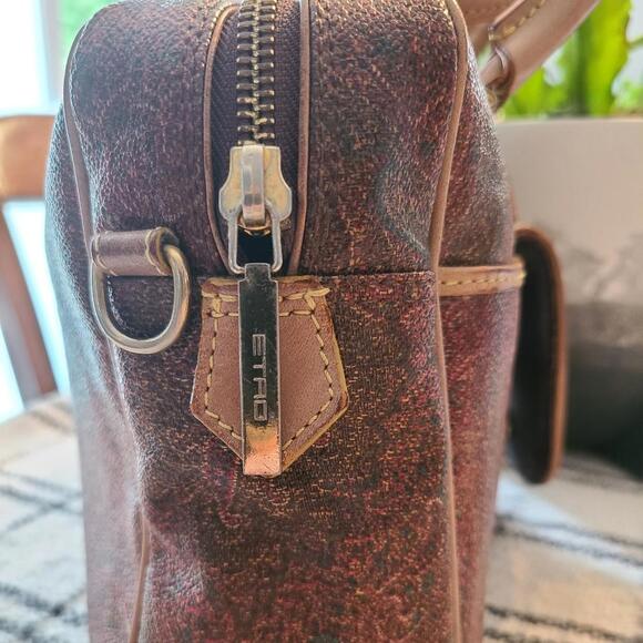 Authentic ETRO Milano Vintage Handbag - Picture 5 of 14